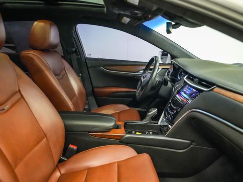 Used 2017 Cadillac XTS Luxury w/ Driver Awareness Package FWD image 17