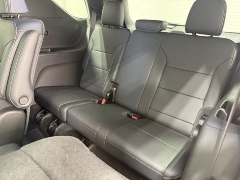 Used 2024 Chevrolet Traverse LT w/ Trailering Package image 25