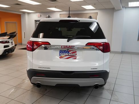 Used 2017 GMC Acadia SLT image 9