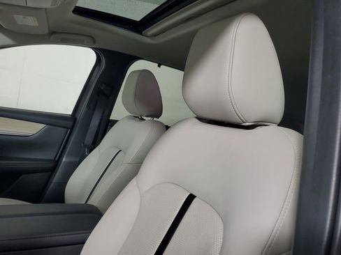 Certified 2024 MAZDA CX-90 Plug-In Hybrid w/ Preferred AWD/4WD image 24