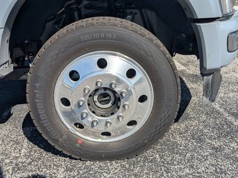 New 2026 Ford F450 Platinum w/ Platinum Plus Package image 12