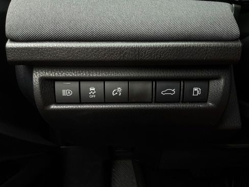 Used 2026 Toyota Camry LE FWD image 24