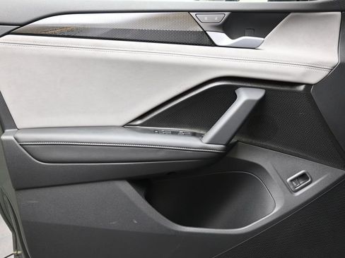 New 2026 Volkswagen Tiguan SE R-Line AWD/4WD image 23