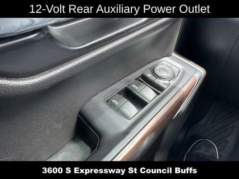Used 2021 GMC Sierra 1500 SLT AWD/4WD image 23