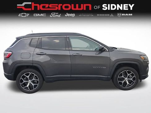 Used 2024 Jeep Compass Limited AWD/4WD image 4