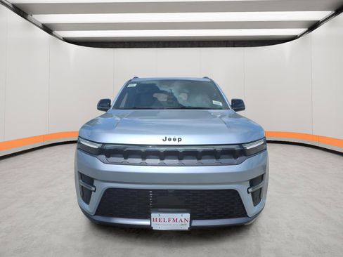 New 2026 Jeep Grand Wagoneer Limited AWD/4WD image 2