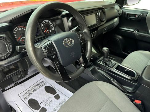 Used 2019 Toyota Tacoma SR w/ SX Package AWD/4WD image 3