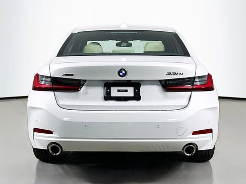 Used 2025 BMW 330i xDrive 330i xDrive w/ Premium Package image 6