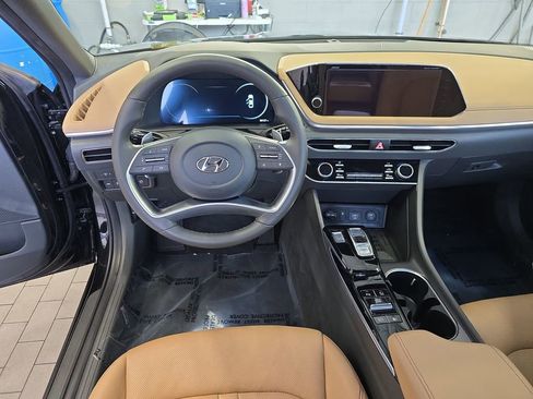 Used 2023 Hyundai Sonata Limited image 15