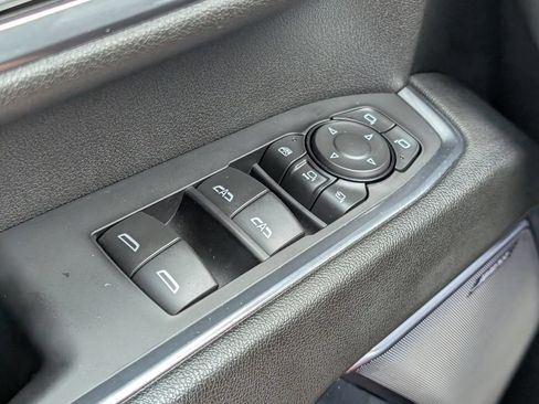 Used 2024 Chevrolet Silverado 2500 High Country w/ High Country Premium Package AWD/4WD image 12
