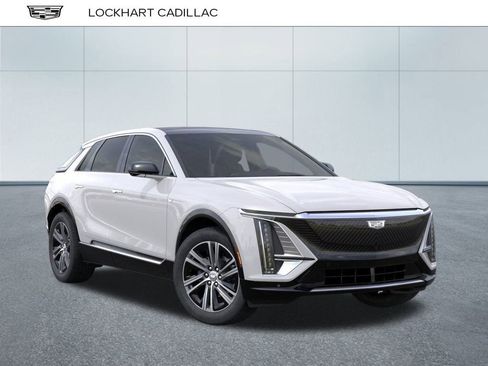 New 2025 Cadillac Lyriq Luxury image 7