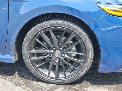 Used 2024 Toyota Camry XSE FWD image 8