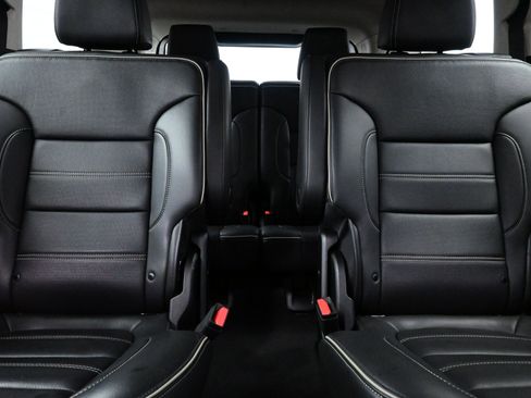 Used 2023 GMC Acadia Denali w/ Denali Ultimate Package image 16