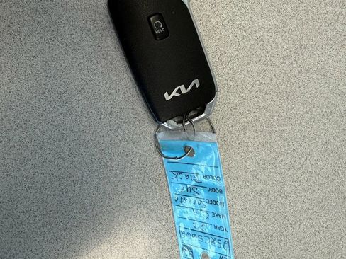 Used 2023 Kia Sorento SX Prestige image 38