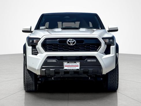 Used 2024 Toyota Tacoma TRD Off-Road w/ TRD Off Road Upgrade Package AWD/4WD image 8