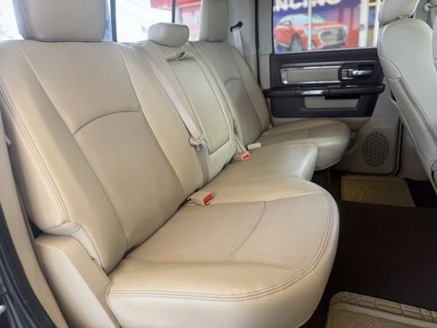 Used 2013 RAM 1500 Laramie w/ Convenience Group image 21