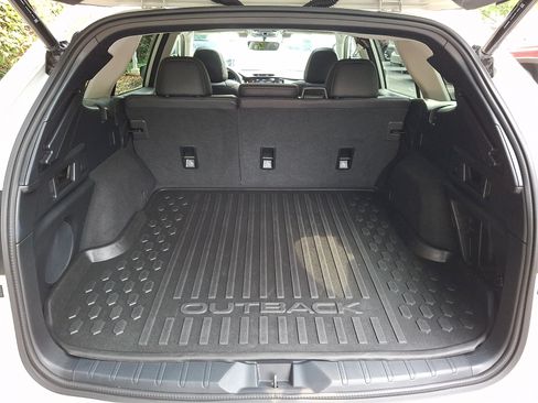Used 2022 Subaru Outback Limited AWD/4WD image 28