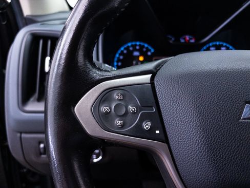 Used 2020 Chevrolet Colorado Z71 AWD/4WD image 34
