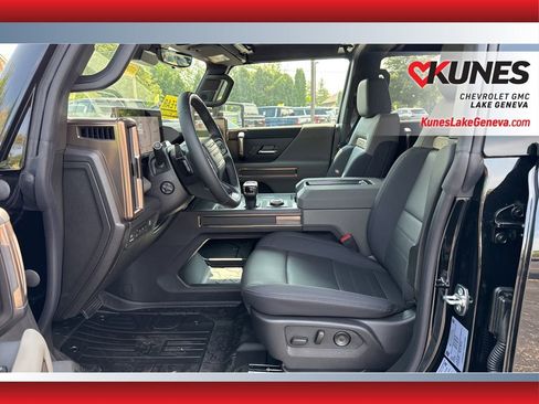 New 2025 GMC Hummer EV 2X image 13