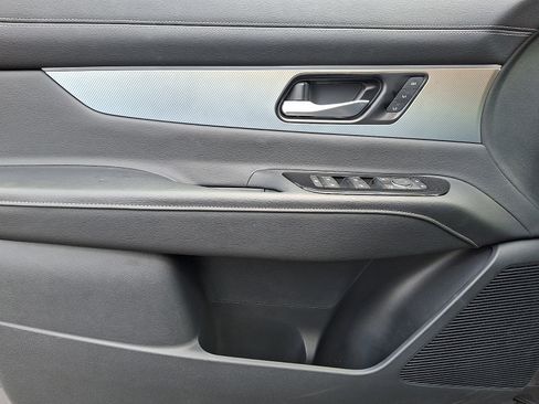 Certified 2025 Nissan Murano SL AWD/4WD image 11