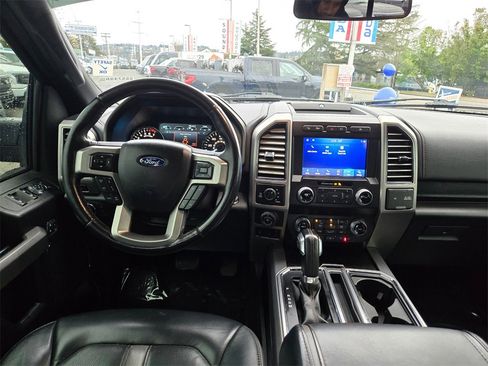 Used 2019 Ford F150 Platinum w/ Technology Package image 11