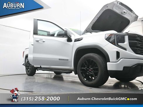 Used 2023 GMC Sierra 1500 Elevation AWD/4WD image 32