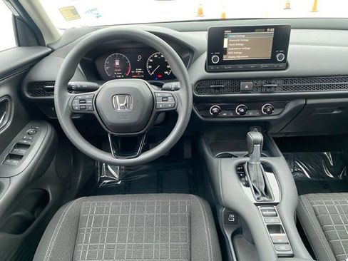 Certified 2023 Honda HR-V LX image 15