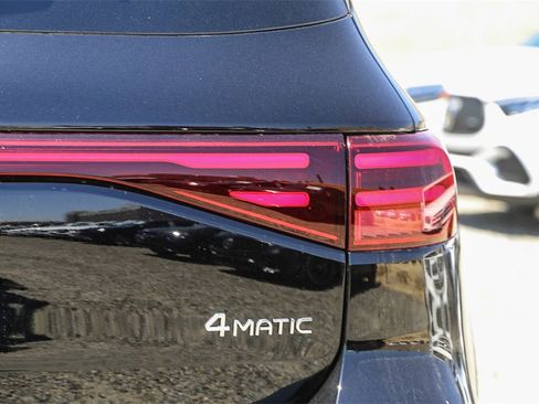 New 2024 Mercedes-Benz EQB 300 4MATIC image 10