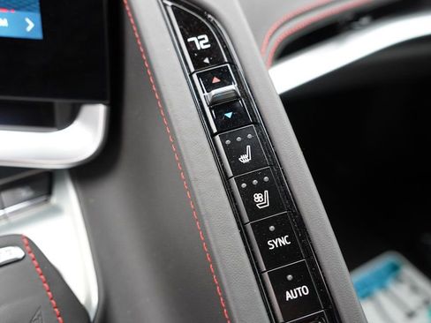 Used 2024 Chevrolet Corvette Stingray Premium Cpe w/ Z51 Performance Package image 26