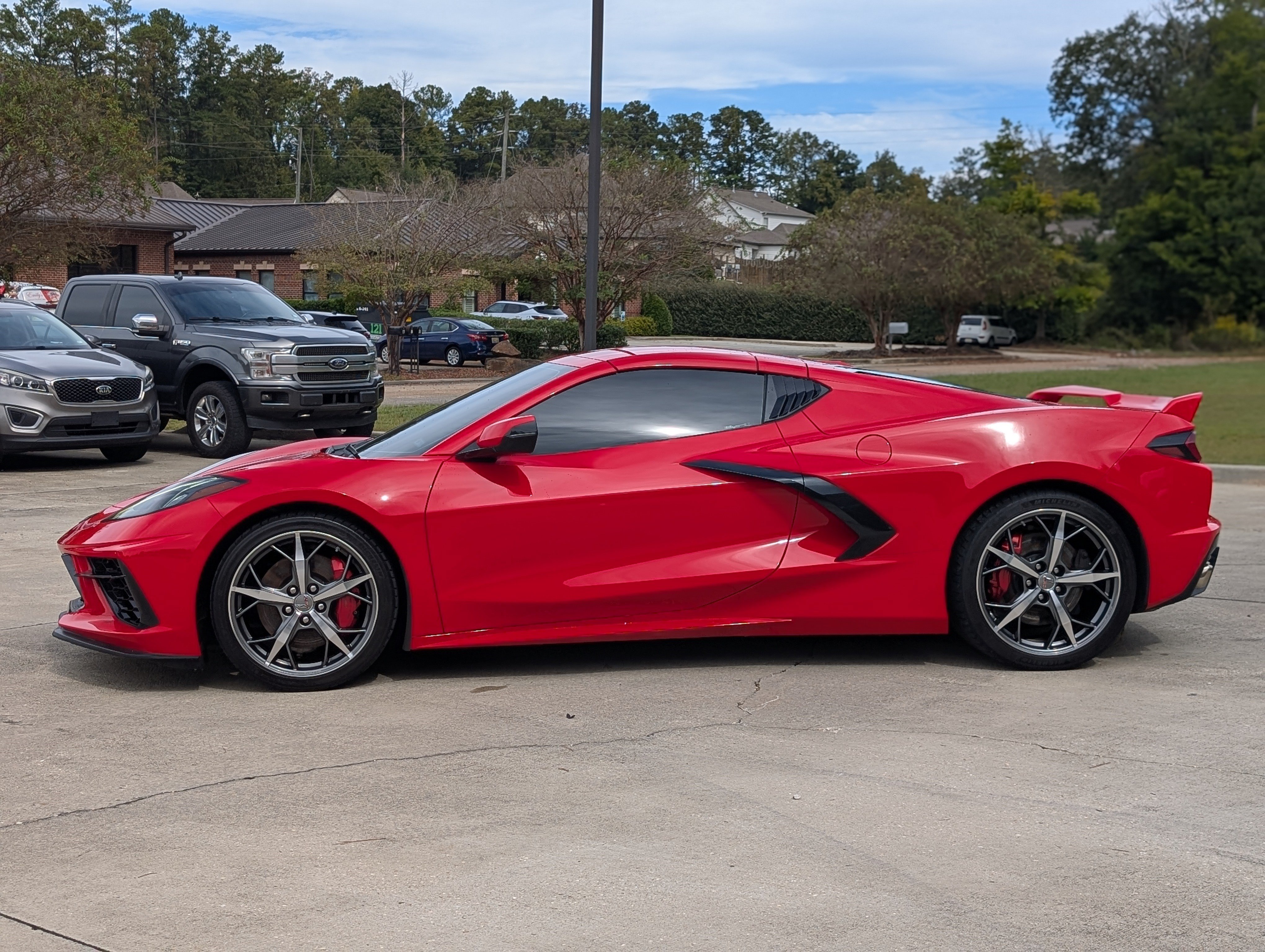Used 2021 Chevrolet Corvette Stingray Preferred Cpe w/ Z51 Performance Package RWD image 6