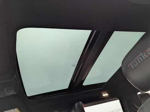 Used 2017 Ford F150 Lariat w/ Equipment Group 502A Luxury image 16