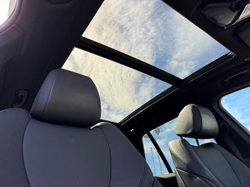 Used 2019 BMW X5 xDrive40i w/ Premium Package 2 image 17