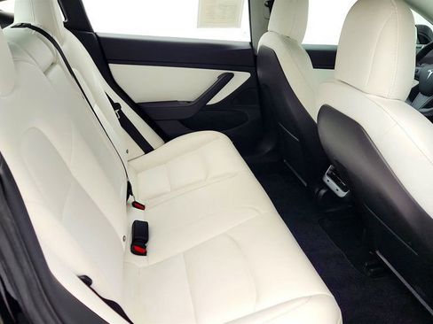 Used 2018 Tesla Model 3 Mid Range image 26