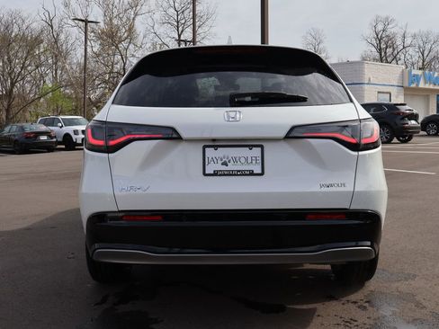 New 2026 Honda HR-V EX-L image 5