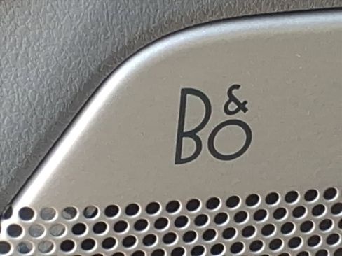 Used 2022 Ford F150 Lariat w/ Max Trailer Tow Package image 26