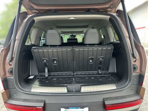 New 2025 Hyundai Santa Fe Limited image 21