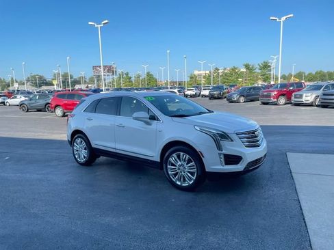 Certified 2018 Cadillac XT5 Premium Luxury FWD image 6