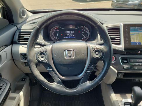 Certified 2017 Honda Ridgeline RTL-T image 12