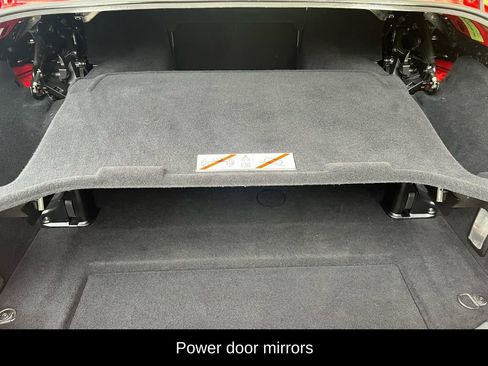 Used 2016 Ferrari California T image 11