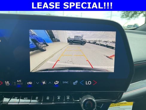 New 2024 Chevrolet Blazer EV RS image 24