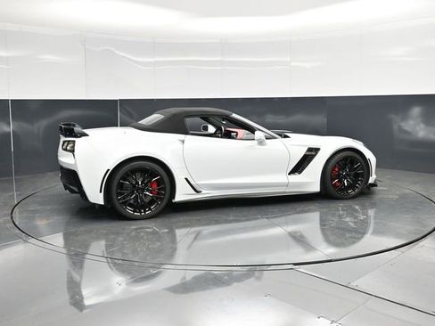 Used 2019 Chevrolet Corvette Z06 RWD image 4
