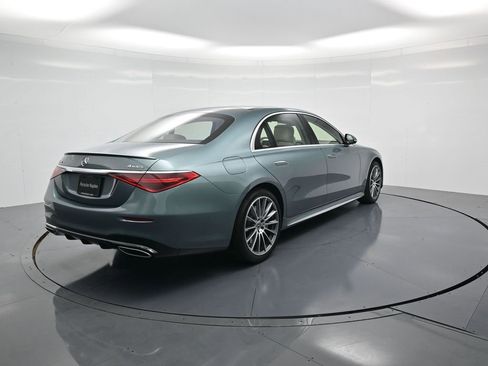Used 2025 Mercedes-Benz S 580 4MATIC Sedan image 30