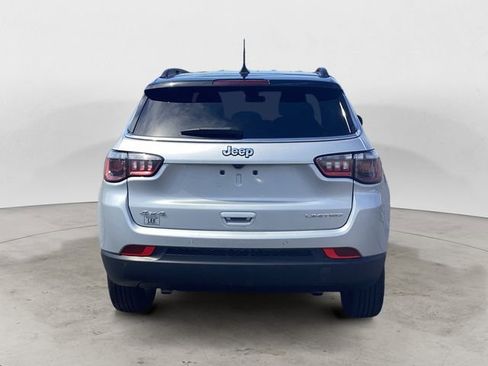 Certified 2025 Jeep Compass Limited AWD/4WD image 4