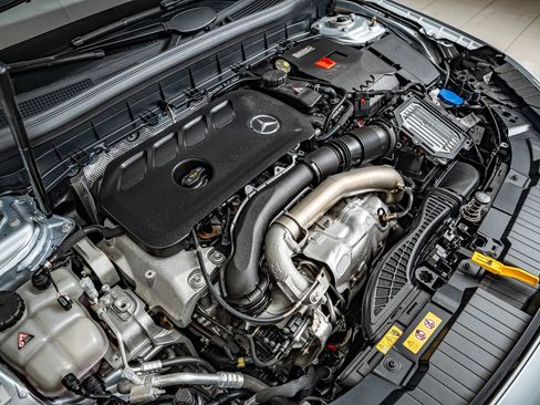 Certified 2026 Mercedes-Benz GLB 250 4MATIC image 42