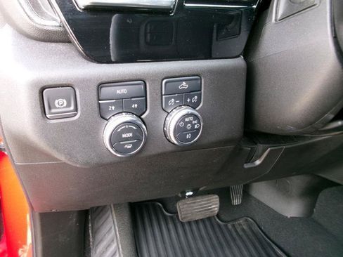 Used 2025 GMC Sierra 1500 Elevation AWD/4WD image 14