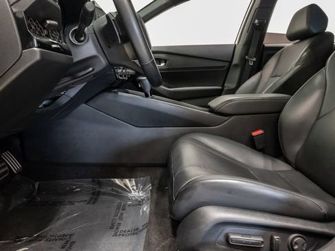 Used 2024 Honda Accord Sport image 12