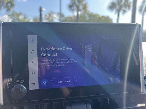 Used 2024 Toyota RAV4 LE image 24