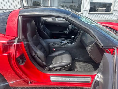 Used 2008 Chevrolet Corvette Coupe w/ Preferred Equipment Group RWD image 26