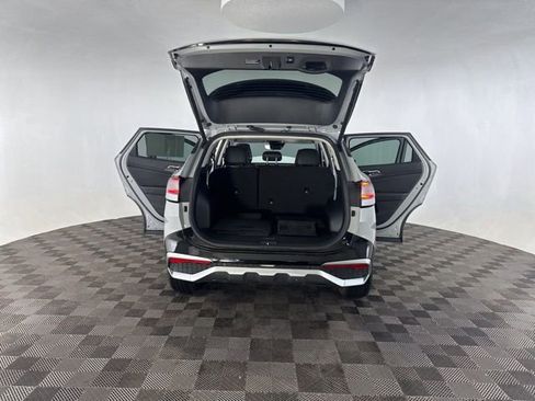 Certified 2025 Kia Sportage SX image 17