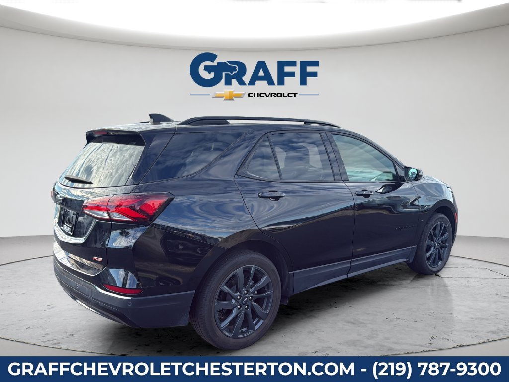 Used 2023 Chevrolet Equinox RS FWD image 8